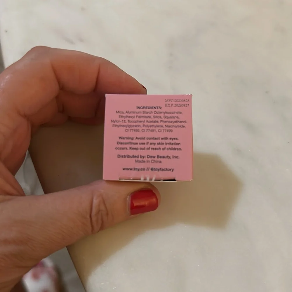 toy factory loose translucent powder